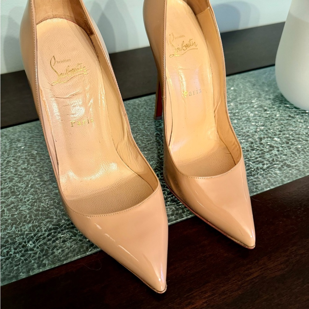Christian Louboutin Pigalle Follies 100 pumps 39/ fits 8- authentic